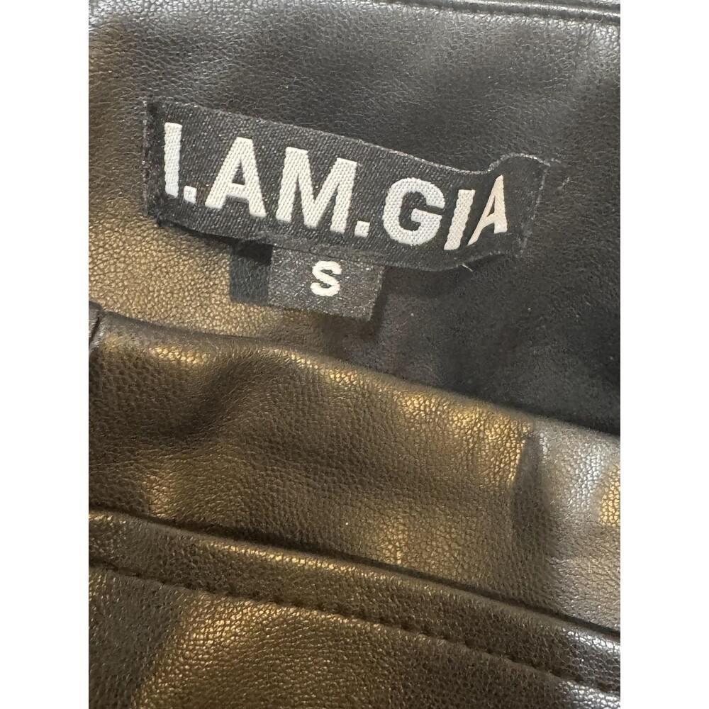 I.AM.GIA Skirt Womens Small Black Faux Leather Pleated Mini Wrap Buckle Belt - Picture 3 of 8